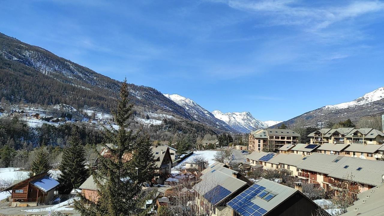 Appartement Vue Montagne, Cosy Et Chaleureux Briancon  Luaran gambar